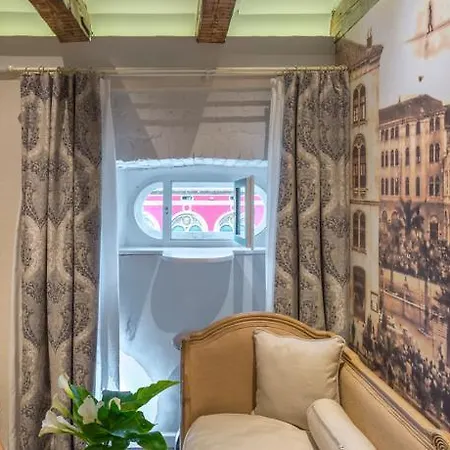 Procurator 7 Luxury Vendégház 4*