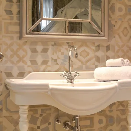 Procurator 7 Luxury 4*