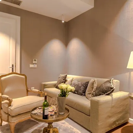 Procurator 7 Luxury Gasthuis