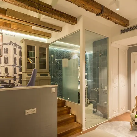 Procurator 7 Luxury Split