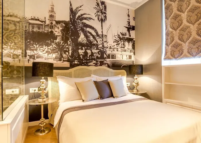 Procurator 7 Luxury Πανσιόν 4*