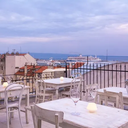 Pensionat Procurator 7 Luxury 4*