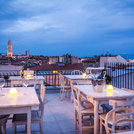 Procurator 7 Luxury Pensionat 4*